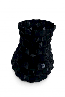 HEXA Saksı – Geometrinin Gücüyle Şekillenmiş Modern Tasarım